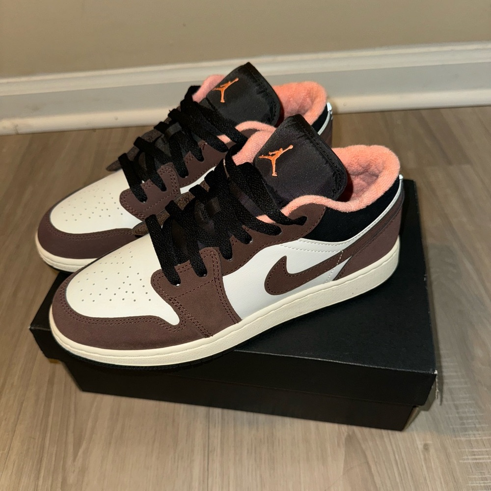 Jordan 1 low Mocha GS